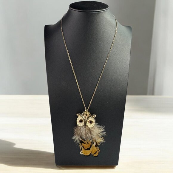 Gold Tone Chain Necklace Feathers Owl Pendant 20 inches - Picture 1 of 5